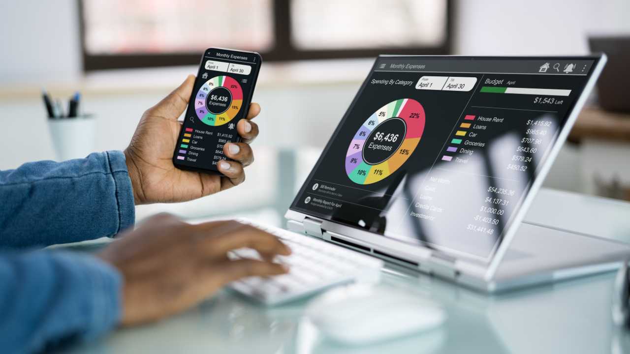 7 Best Money Management Apps to Help You Budget Smarter in 2025